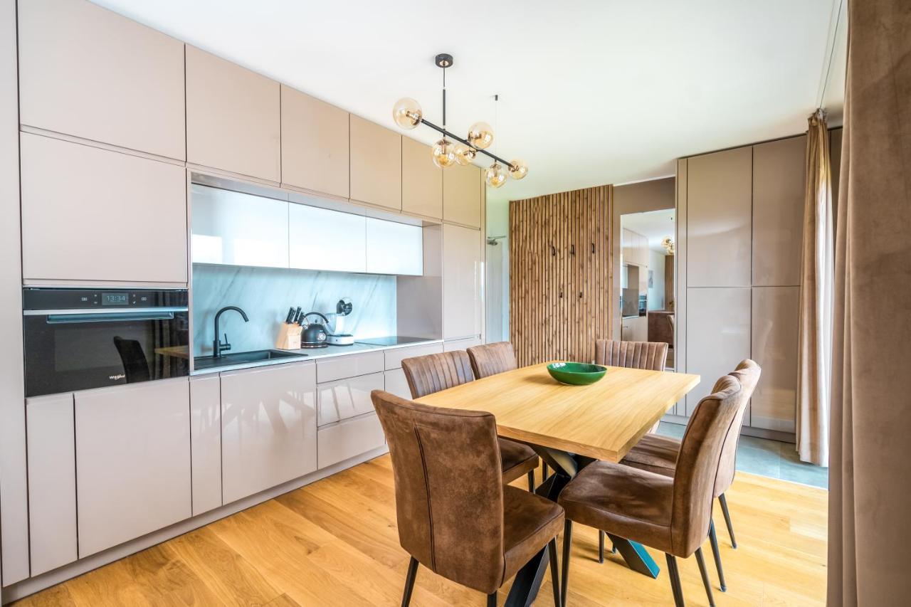 Family Apartment Kubinska Hola Dolny Kubin Ngoại thất bức ảnh